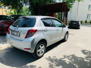 Toyota Yaris foto 3