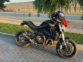 Ducati Monster 821 Dark