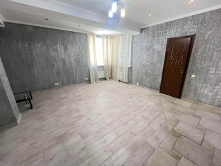 Apartament cu 3 camere, 95 m², Centru, Chișinău foto 5