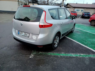 Renault Grand Scenic foto 6