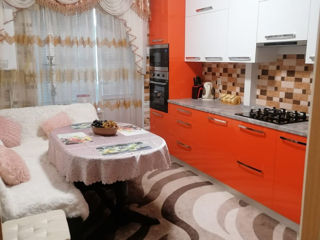 Apartament cu 2 camere, 56 m², Molodova, Bălți