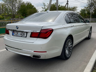 BMW 7 Series foto 2