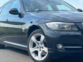 BMW 3 Series foto 2