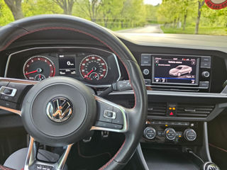 Volkswagen Jetta foto 14