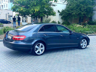 Mercedes E-Class foto 3