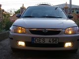 Mazda 323 foto 2