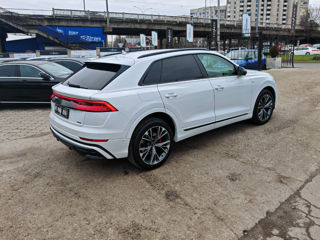 Audi Q8 foto 6