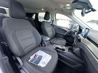 Ford Kuga foto 16