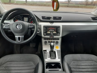 Volkswagen Passat foto 8