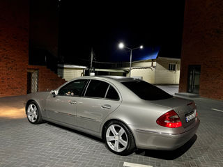 Mercedes E-Class foto 5