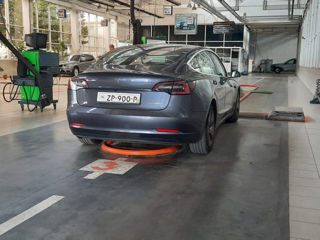 Tesla Model 3 foto 19