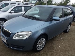 Chirie auto skoda fabia livrare aeroport13-15-17-19-25euro. apartament  pe zile 18-25€. foto 3