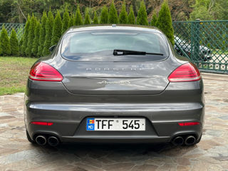 Porsche Panamera foto 6