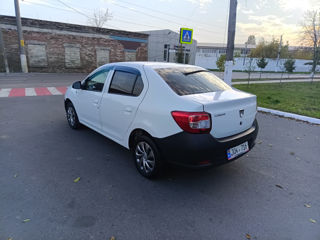 Dacia Logan foto 4