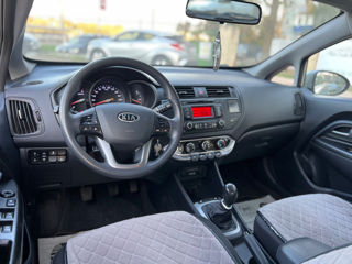 KIA Rio foto 13