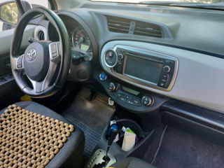 Toyota Yaris foto 3