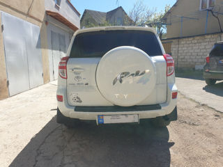 Toyota Rav 4 foto 6