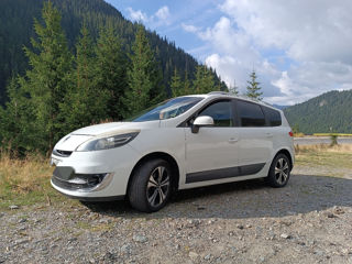 Renault Grand Scenic foto 9