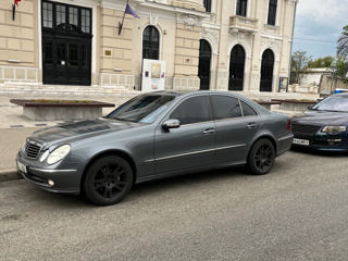 Mercedes E-Class foto 6