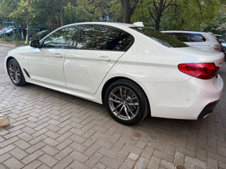 BMW 5 Series foto 4