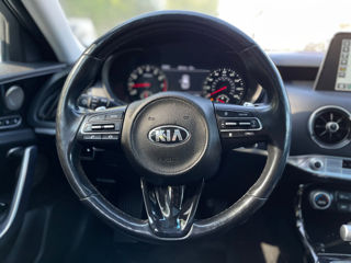 KIA Stinger foto 13