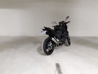 Kawasaki Z750 Black foto 2