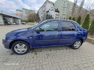 Dacia Logan foto 2