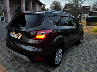 Ford Kuga foto 4