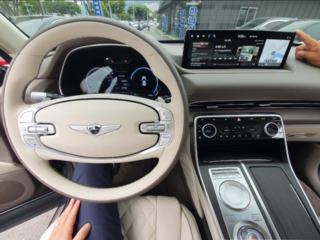 Hyundai Genesis foto 9