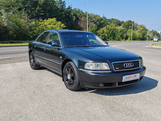 Audi A8 foto 2