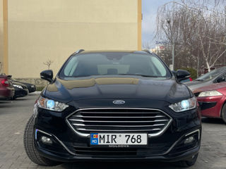 Ford Mondeo foto 1