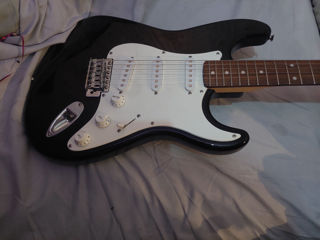 Продам Fender Sguier Afinity 3500 лей foto 2