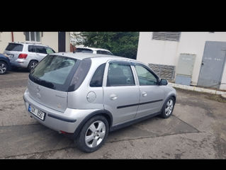 Opel Corsa foto 4