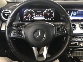 Mercedes E-Class foto 11