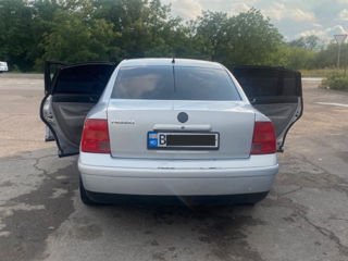 Volkswagen Passat foto 2