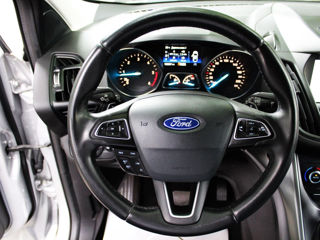 Ford Kuga foto 7