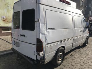 Mercedes 211 cdi foto 4