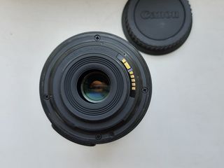 Объектив Canon  EF-S 18-55 mm  f 3.5-5.6 IS foto 3