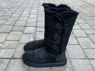 UGG Bailey Button Triplet Boots. Размер 37. В отличном состоянии. Оригинал.