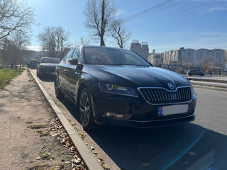 Skoda Superb foto 2