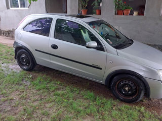 Opel Corsa foto 2