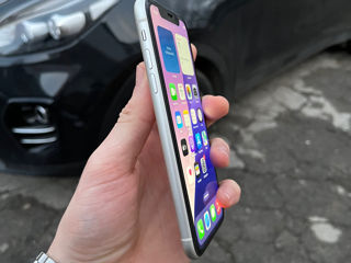 iPhone 11 128GB foto 4