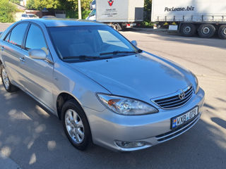 Toyota Camry foto 2