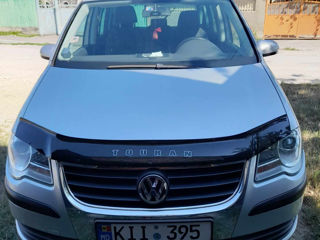 Volkswagen Touran foto 7