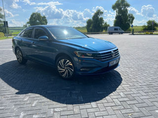 Volkswagen Jetta foto 2