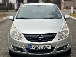 Opel Corsa foto 2