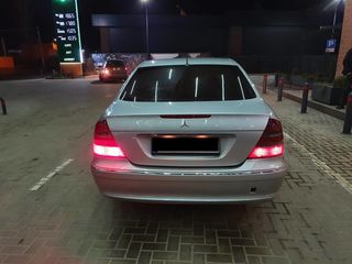 Mercedes E Class foto 5