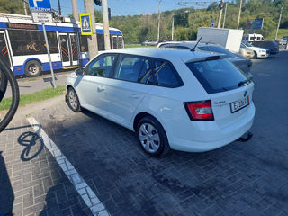 Skoda Fabia foto 2