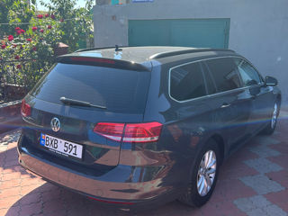 Volkswagen Passat foto 9