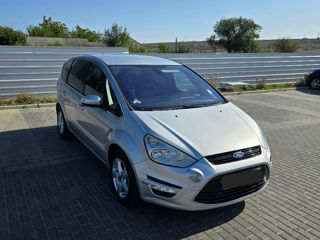 Ford S-Max foto 3